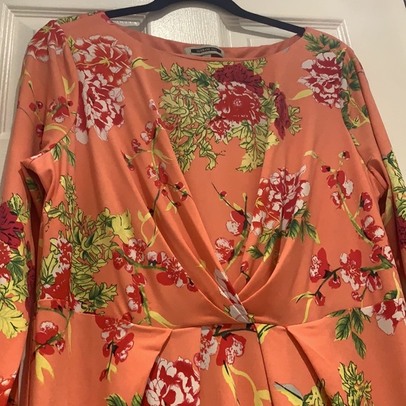 Floral Dress - Picture 2 of 3